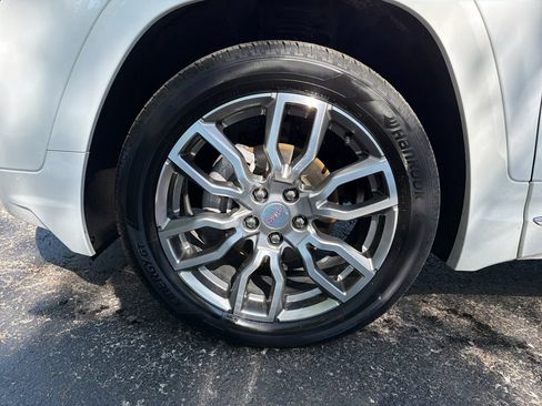 Used 2023 GMC Terrain Denali AWD/4WD image 31
