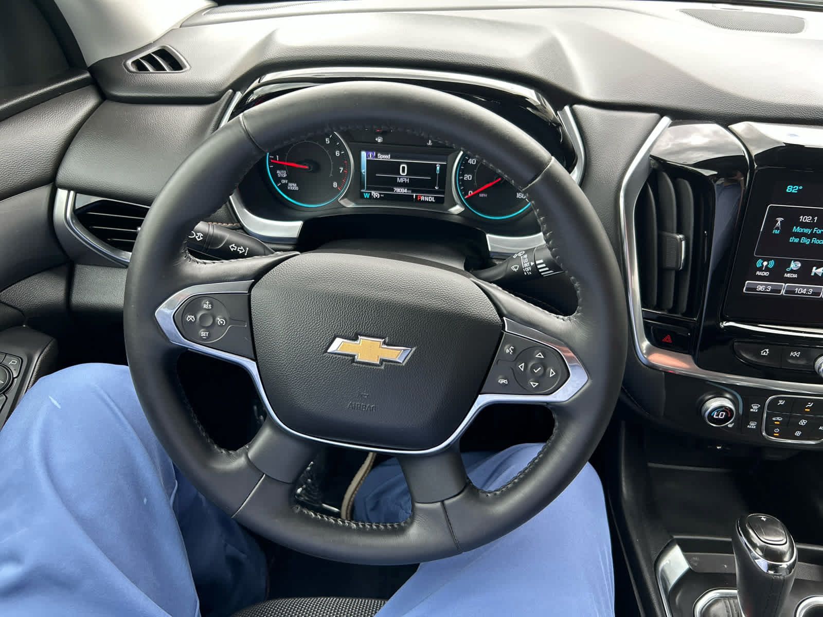Used 2018 Chevrolet Traverse LT FWD image 15