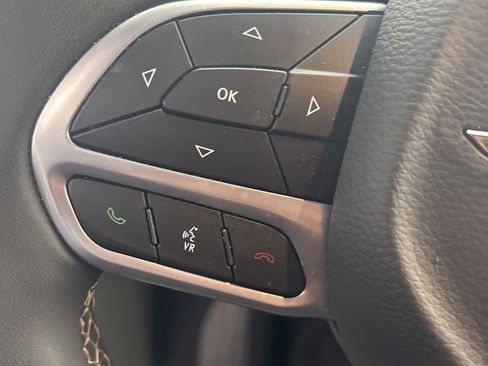 Used 2024 Chrysler Voyager LX image 25