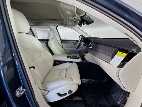 New 2026 Volvo XC90 T8 Ultra w/ Protection Package Premier AWD/4WD image 31