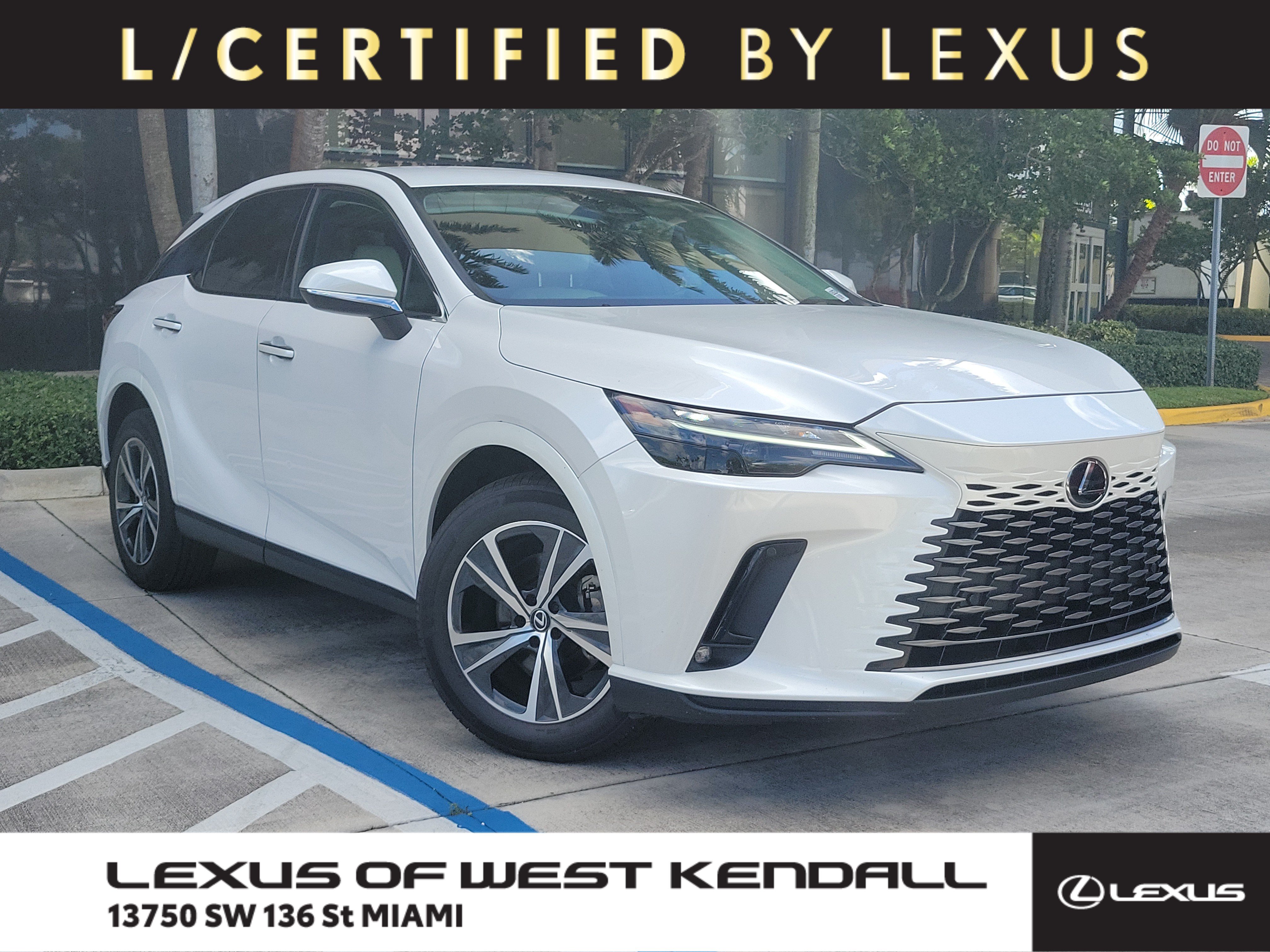Used 2024 Lexus RX 350 FWD w/ Technology Package image 1