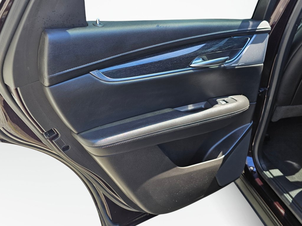 Used 2021 Cadillac XT5 Premium Luxury AWD/4WD image 19