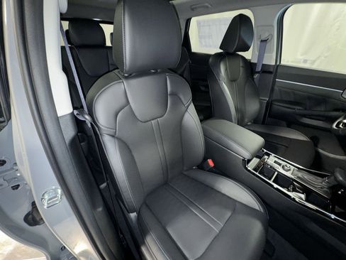 New 2025 Kia Sorento SX image 32