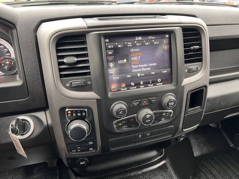 Used 2021 RAM 1500 Express w/ Wheel & Sound Group AWD/4WD image 17