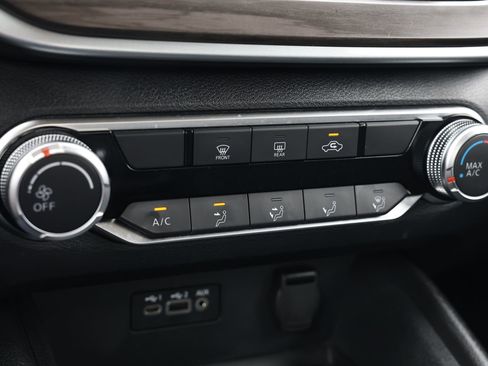 Used 2025 Nissan Altima 2.5 SV image 20