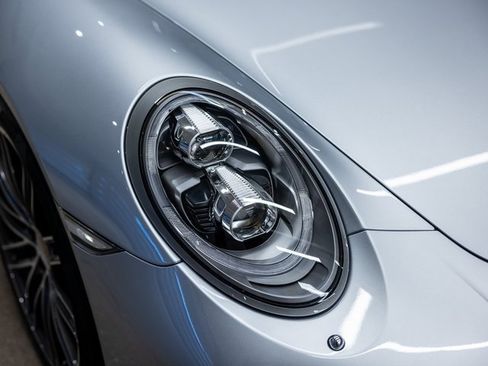 Certified 2017 Porsche 911 Turbo image 14