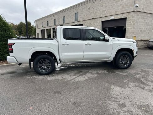 New 2026 Nissan Frontier SV w/ SV Convenience Package AWD/4WD image 8