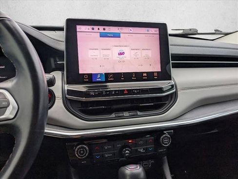 Used 2022 Jeep Compass Limited w/ Elite Group image 14