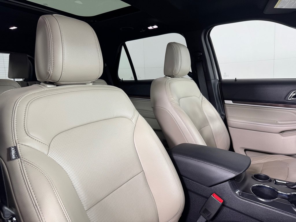 Used 2018 Ford Explorer Limited w/ Equipment Group 301A FWD image 33