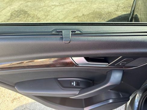 Used 2020 Audi Q5 2.0T Premium Plus w/ Premium Plus Package image 26