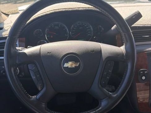 Used 2007 Chevrolet Silverado 2500 LTZ w/ Safety Package AWD/4WD image 17
