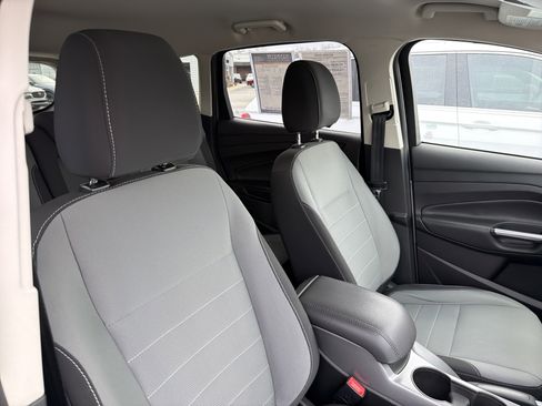 Used 2016 Ford Escape SE image 60