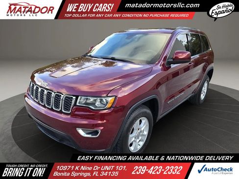 Used 2017 Jeep Grand Cherokee Laredo w/ Quick Order Package 23E AWD/4WD image 1