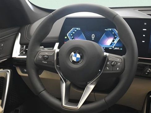 Used 2025 BMW X1 xDrive28i w/ Convenience Package image 19