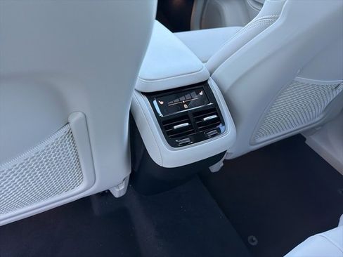 New 2026 Volvo XC90 B6 Ultra w/ Protection Package Premier image 8