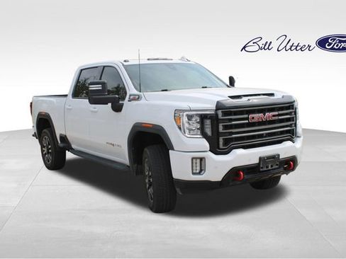 Used 2021 GMC Sierra 2500 AT4 w/ AT4 Premium Plus Package image 3