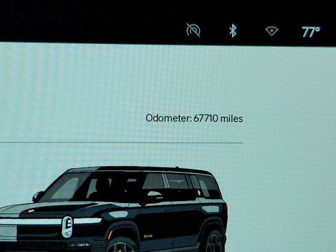 Used 2023 Rivian R1S Adventure AWD/4WD image 16