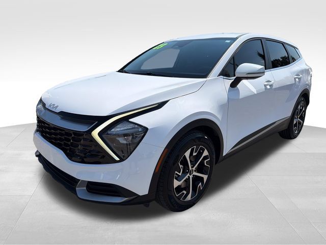 Certified 2023 Kia Sportage EX FWD image 3