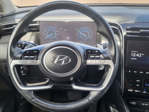 Used 2024 Hyundai Tucson Limited image 31