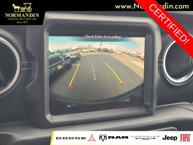 Certified 2022 Jeep Wrangler Unlimited Sahara AWD/4WD image 10