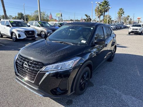 Certified 2024 Nissan Kicks S image 8