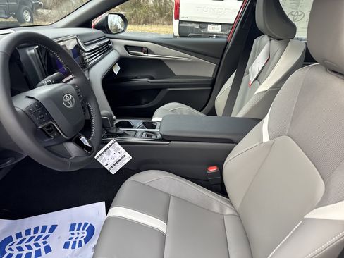 New 2026 Toyota Camry SE image 13