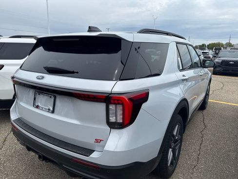 New 2026 Ford Explorer ST w/ Sun And Sound Package AWD/4WD image 24