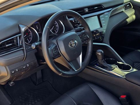 Used 2020 Toyota Camry SE image 27