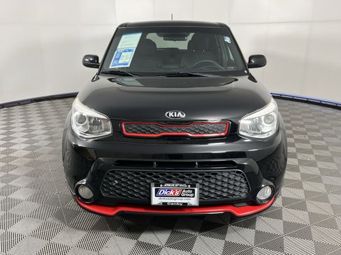 Used 2015 Kia Soul + image 9