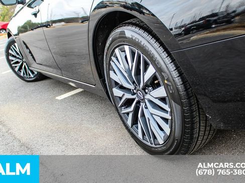 Used 2025 Nissan Altima 2.5 SV image 14