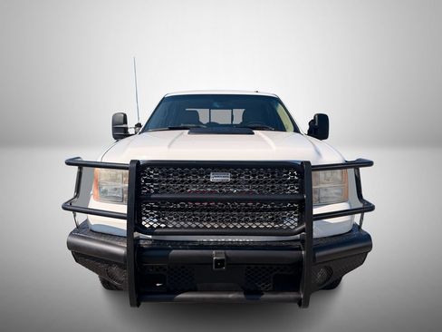 Used 2011 GMC Sierra 2500 Denali w/ Suspension Package, Off-Road AWD/4WD image 7