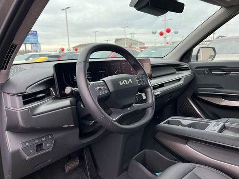 Certified 2024 Kia EV9 Light image 20