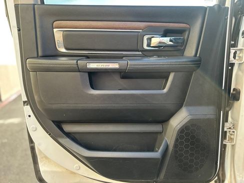 Used 2016 RAM 1500 Laramie AWD/4WD image 16