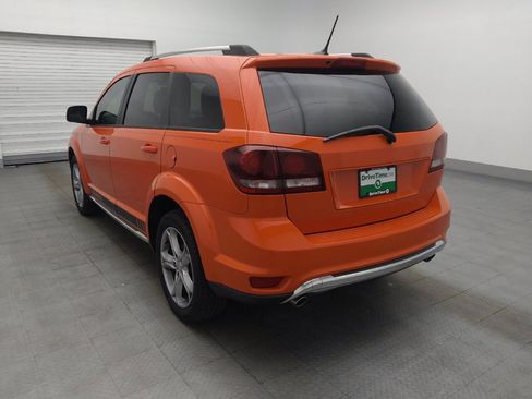 Used 2017 Dodge Journey Crossroad FWD image 5