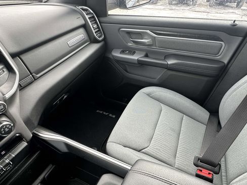 Used 2023 RAM 1500 Big Horn image 31