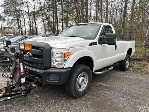 Used 2012 Ford F350 XL w/ Camper Pkg AWD/4WD image 7