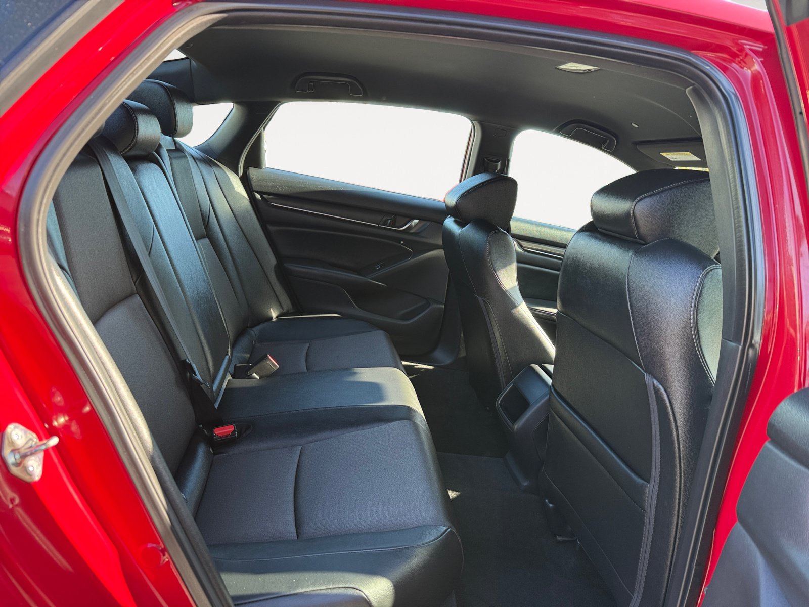 Used 2019 Honda Accord Sport image 18