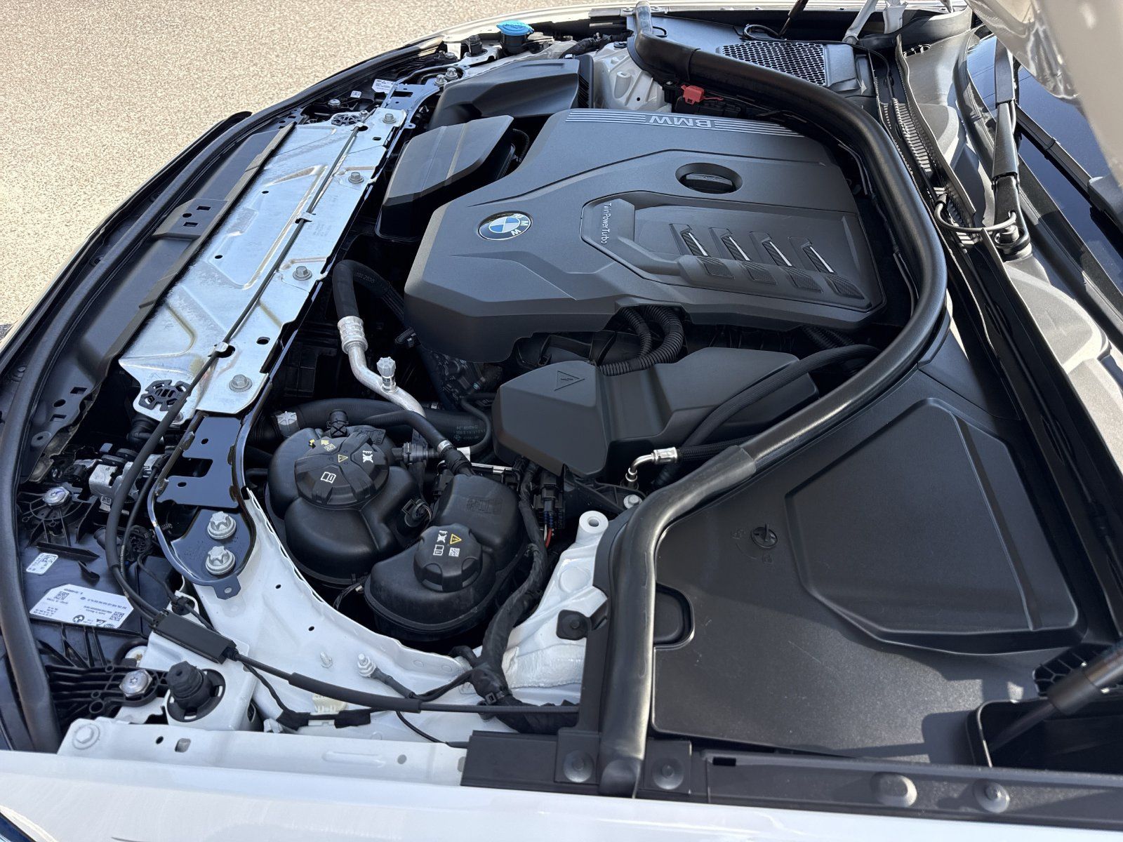 Used 2024 BMW 330i Sedan RWD image 38