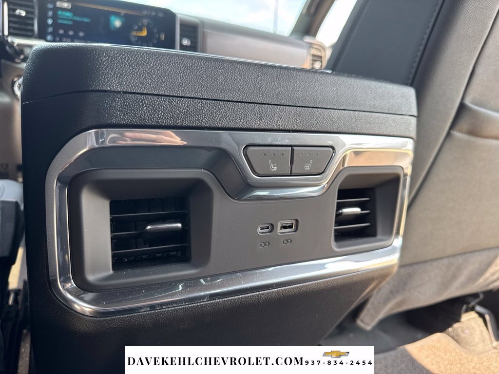Used 2025 Chevrolet Silverado 3500 High Country w/ High Country Premium Package AWD/4WD image 28