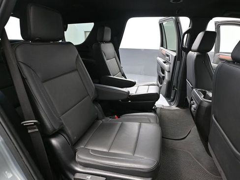 Used 2025 GMC Yukon Denali image 54