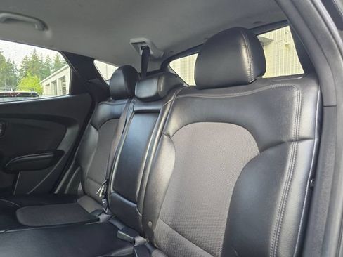 Used 2012 Hyundai Tucson GLS FWD image 18