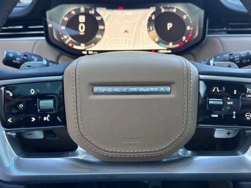 Certified 2023 Land Rover Range Rover SE image 27