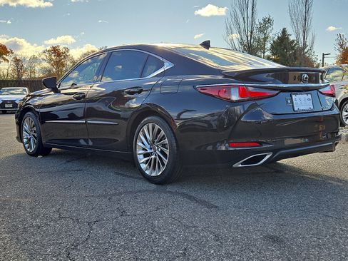 Certified 2022 Lexus ES 350 Ultra Luxury image 4