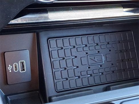 New 2025 Ford F150 Lariat w/ Equipment Group 501A Mid image 17