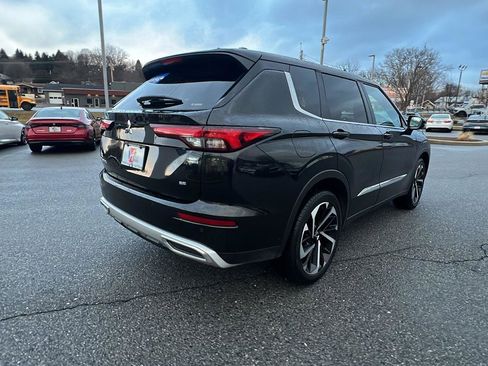 Used 2024 Mitsubishi Outlander SE image 4