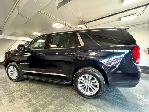 Used 2021 GMC Yukon SLT w/ SLT Luxury Plus Package image 7