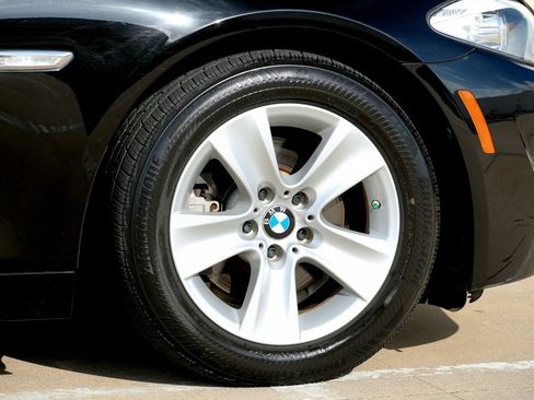 Used 2012 BMW 528i Sedan RWD image 32