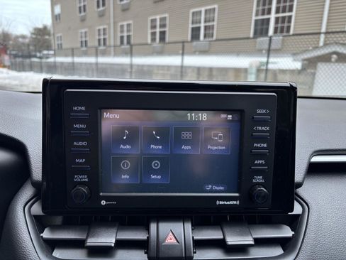 Used 2020 Toyota RAV4 LE image 14