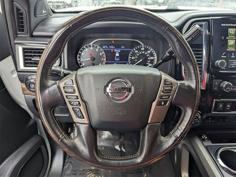 Used 2021 Nissan Titan Platinum Reserve w/ Moonroof Package image 20