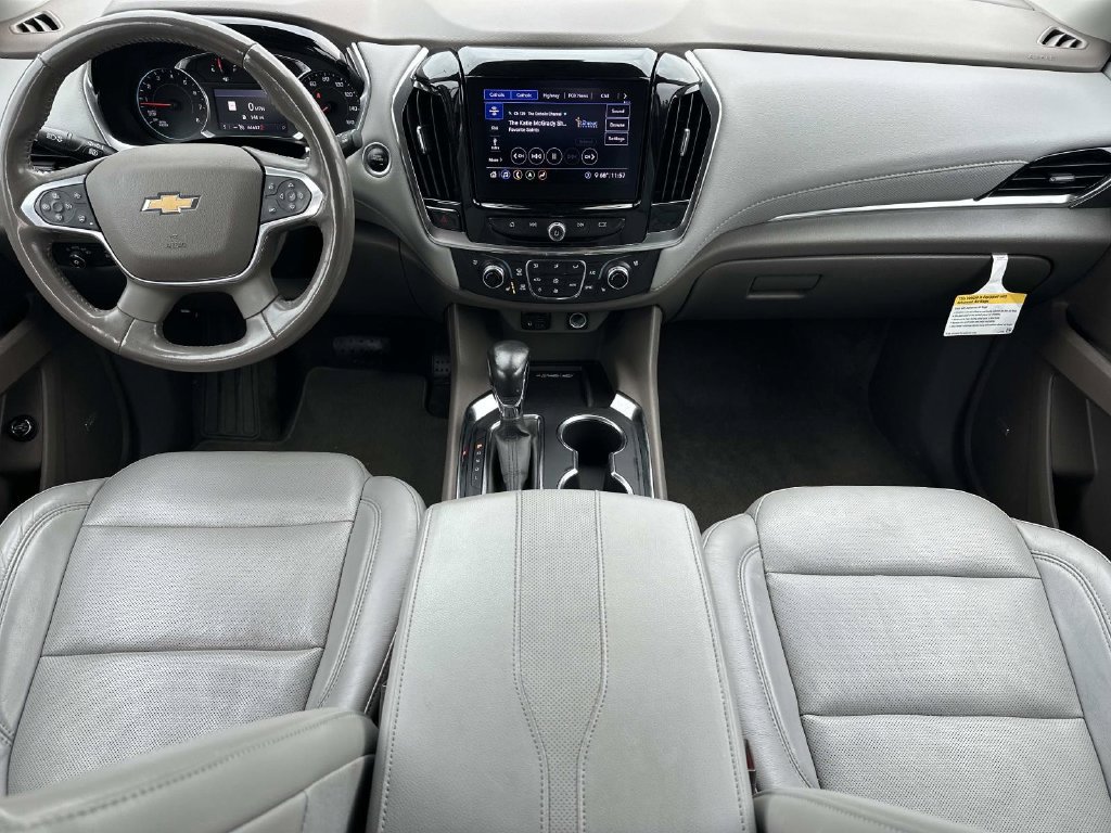Used 2021 Chevrolet Traverse Premier FWD image 14
